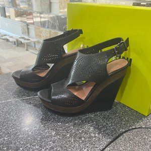Gianni Bini Leonn Wedge Sandal